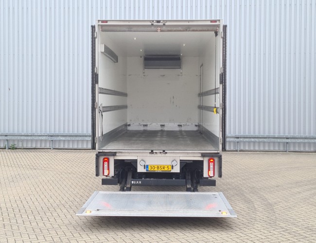 Volvo FL 12.250 Thermo King - Cooling, freezing - Tiefkuhl 2,000 kg tail lift - Air conditioning TT 4758