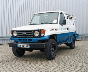 Toyota Landcruiser HZJ79 4WD - 4.2 - Pickup -  Vacuüm, Zuigwagen, Riool - PTO TT 4791