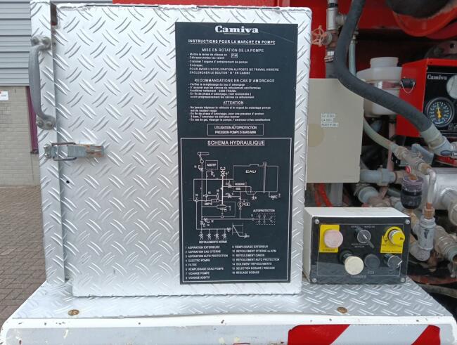 Unimog U 5000 Mercedes Benz -4x4 - (type 437.4) 4000 ltr -Lier, Winch -Feuerwehr Doppelkabine,Uberrollkafig - Camiva TT 4853