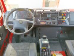 Unimog U 5000 4x4 - Mercedes-Benz (type 437.4) 4.000 ltr - Hydraulische Lier 6.t., Winch -Feuerwehr Doppelkabine,Uberrollkafig TT 4953