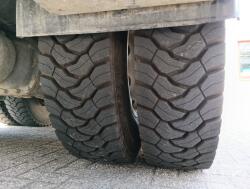 Renault K 460 6x6 -HIAB 18TM Kraan, Crane, Kran, Grue -Bladgeveerd, Grote assen TT 4963