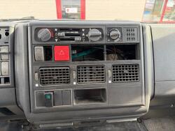 Iveco Eurocargo 180 E28 Bakwagen - Laadklep - D Hollandia DHRMC - Airco TT 4974